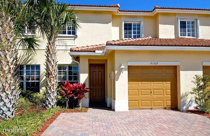 32438_129337720411567_5373453_n