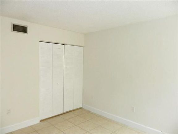5th image of 840 NW 87th Ave APT 203