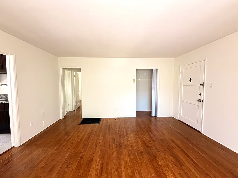1213 E Ocean Blvd #3 — Photo 9
