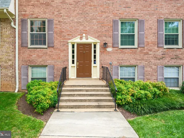6024 Westchester Park Dr APT 201, College Park, MD 20740