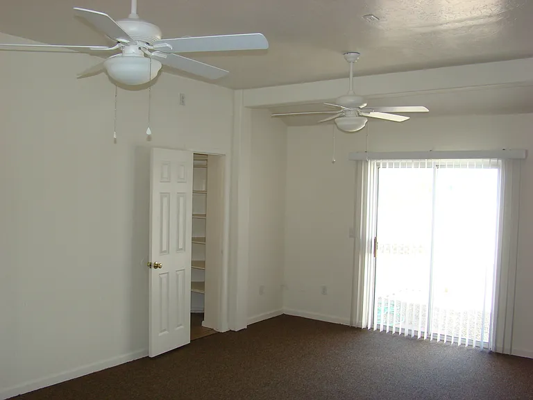 191 Olive Ln — Photo 16