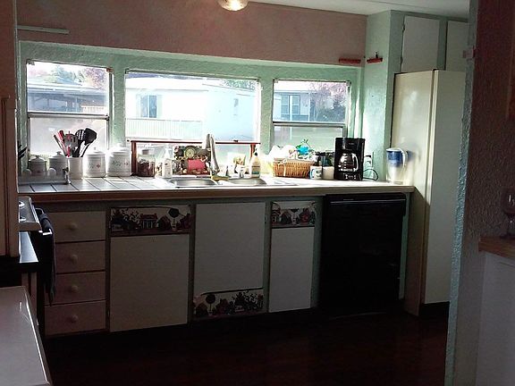 4th image of 6811 NE 124th Ave Unit 13