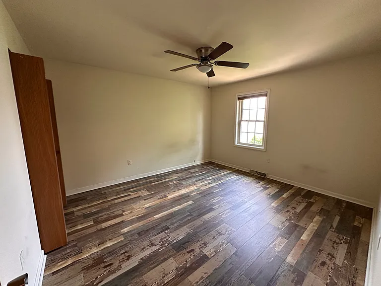 114 Millview Ct — Photo 12
