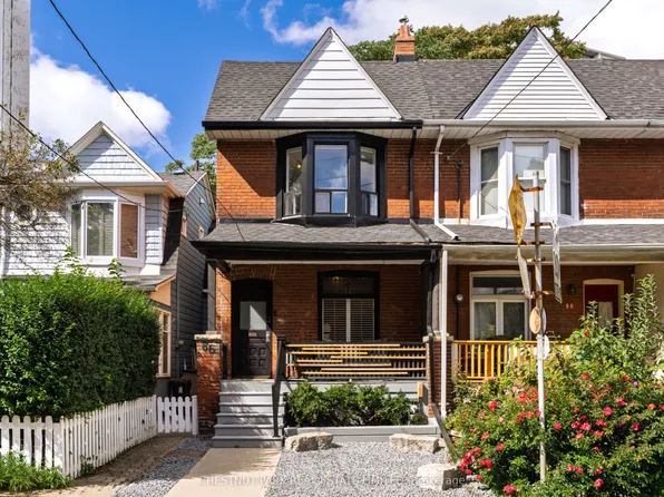 86 Cambridge Ave, Toronto, ON M4K 2L4