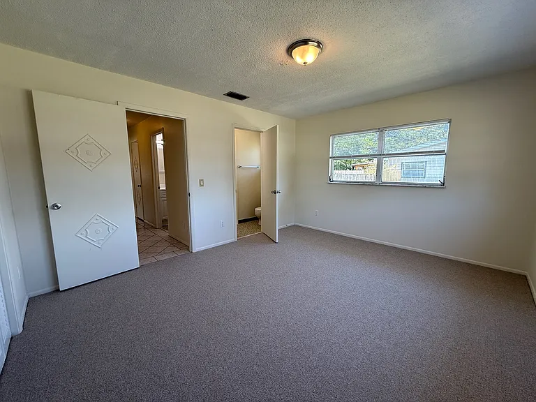 209 Phoenetia Dr — Photo 5