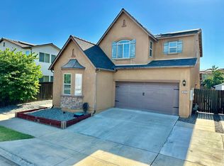 3029 Kaweah Ave, Clovis, CA 93619
