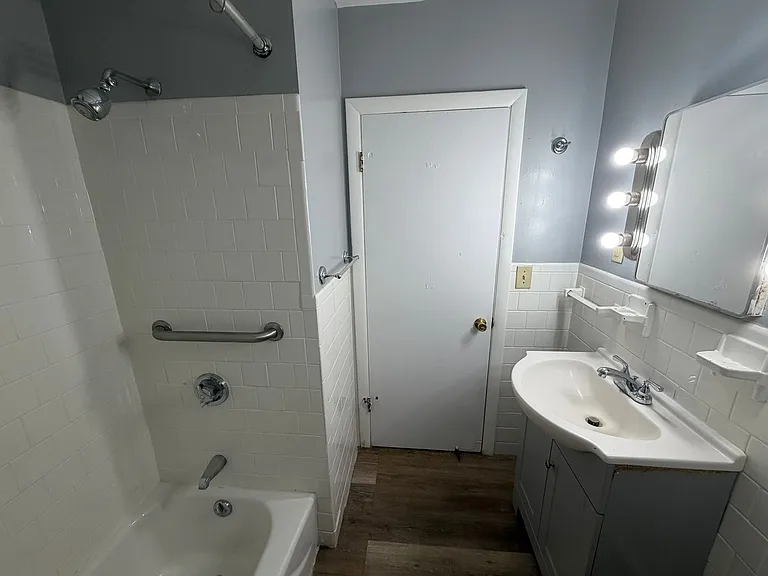 544, 546, 546-1/2 Chandler Street — Photo 14