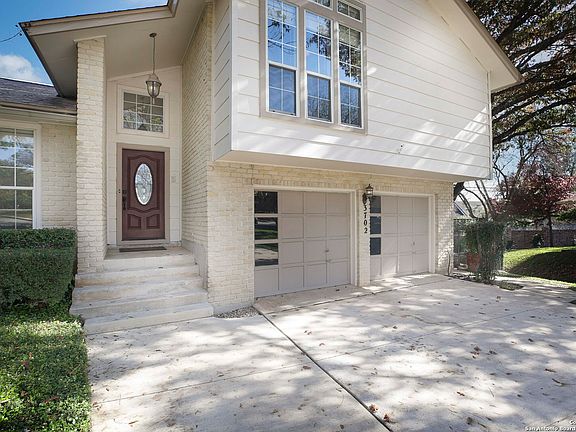 3rd image of 3702 INWOOD FOREST ST