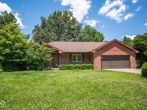 4820 E Brentwood Ave, Terre Haute, IN 47805
