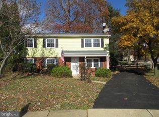 5270 Mantle Ct, Woodbridge, VA 22193