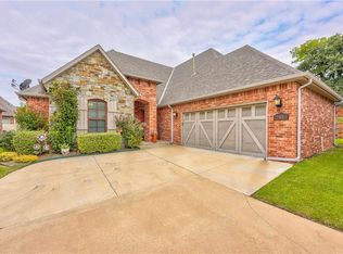 1103 Villas Creek Dr, Edmond, OK 73003