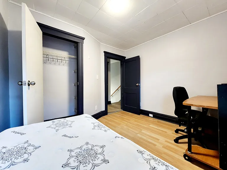 329 Randolph Ave #2-1 — Photo 1