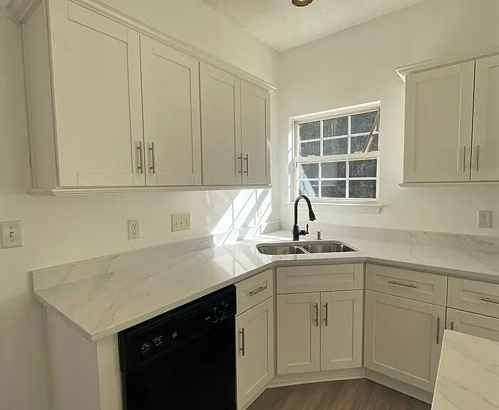 10218 Ridgewell Ct — Photo 7