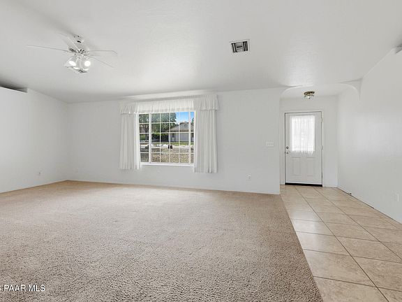 4th image of 3215 Montana Dr
