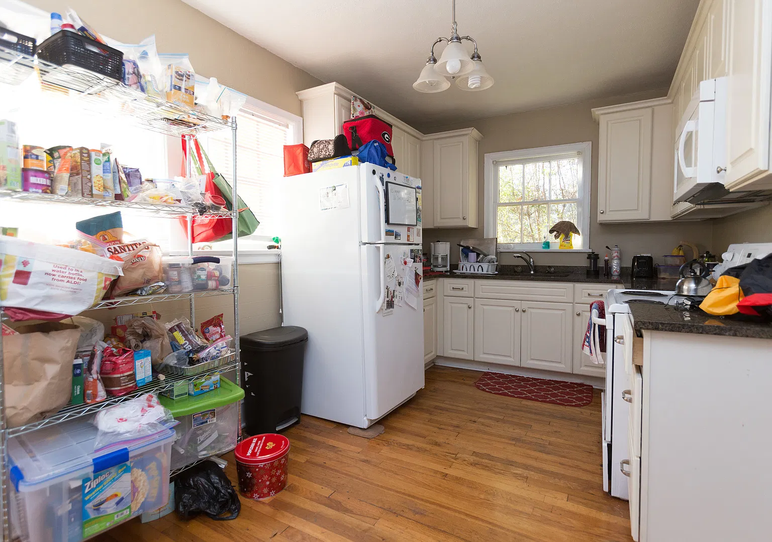 Split- Level Unit in Normaltown! — Photo 3