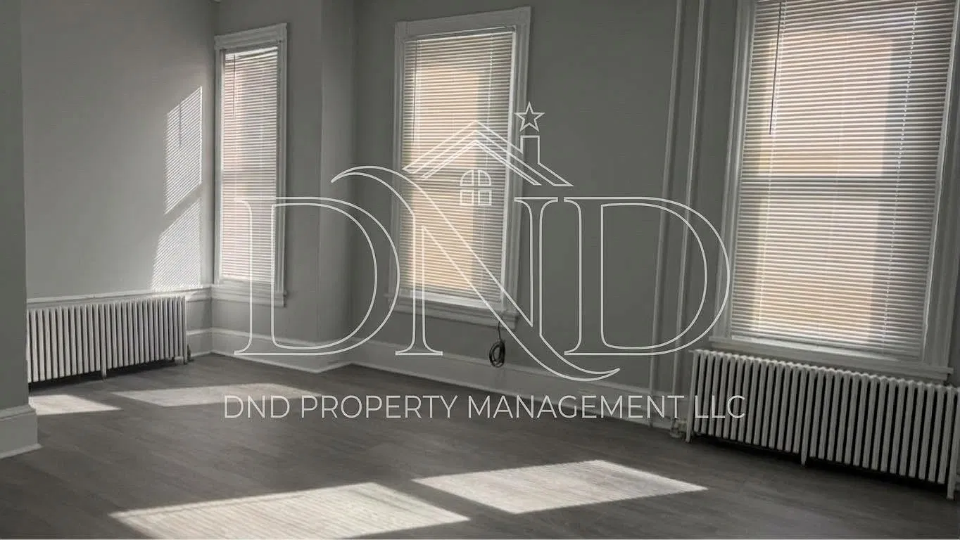 2 bed, $1,350 — Photo 2