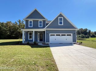 104 Waterfall Ln, Whiteville, NC 28472