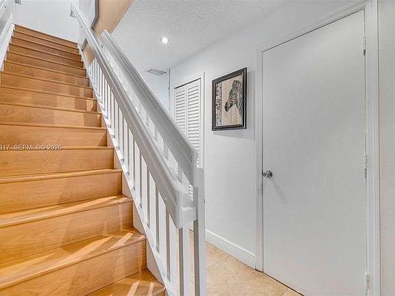 3rd image of 8055 NW 8th St APT 5
