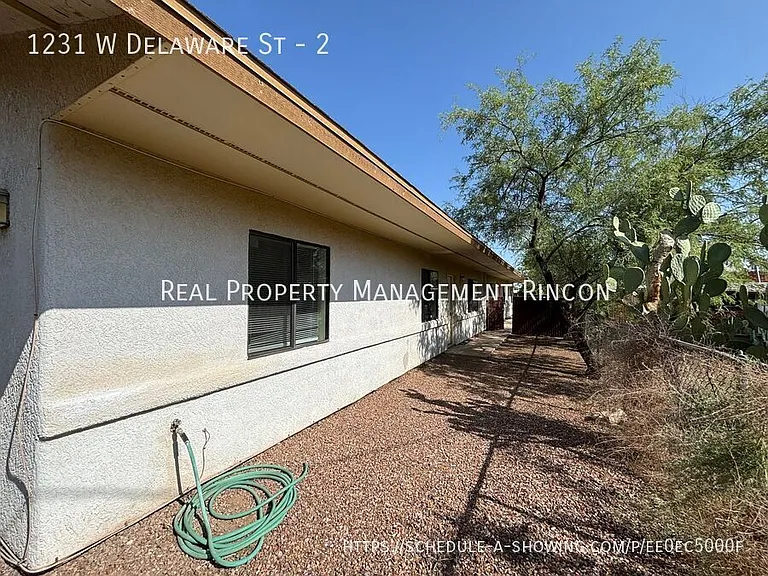1231 W Delaware St #2 — Photo 21