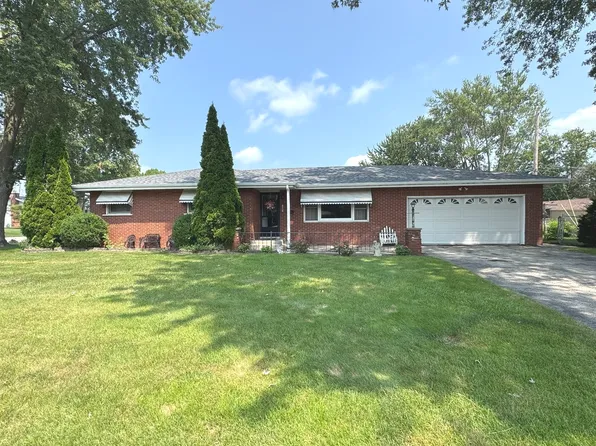 646 Evergreen Ln, Bradley, IL 60915