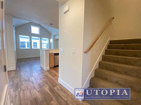 2nd image of 105 Jacobs Ln #0