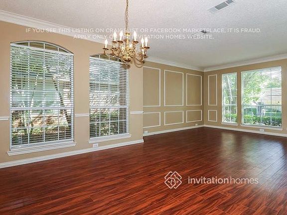 5th image of 2711 Cobblestone Dr