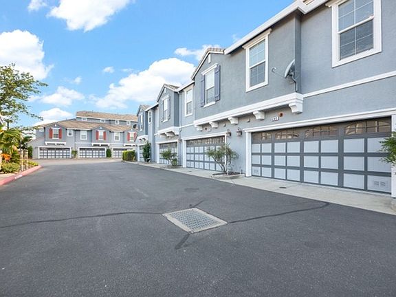 3rd image of 6143 Lonetree Blvd