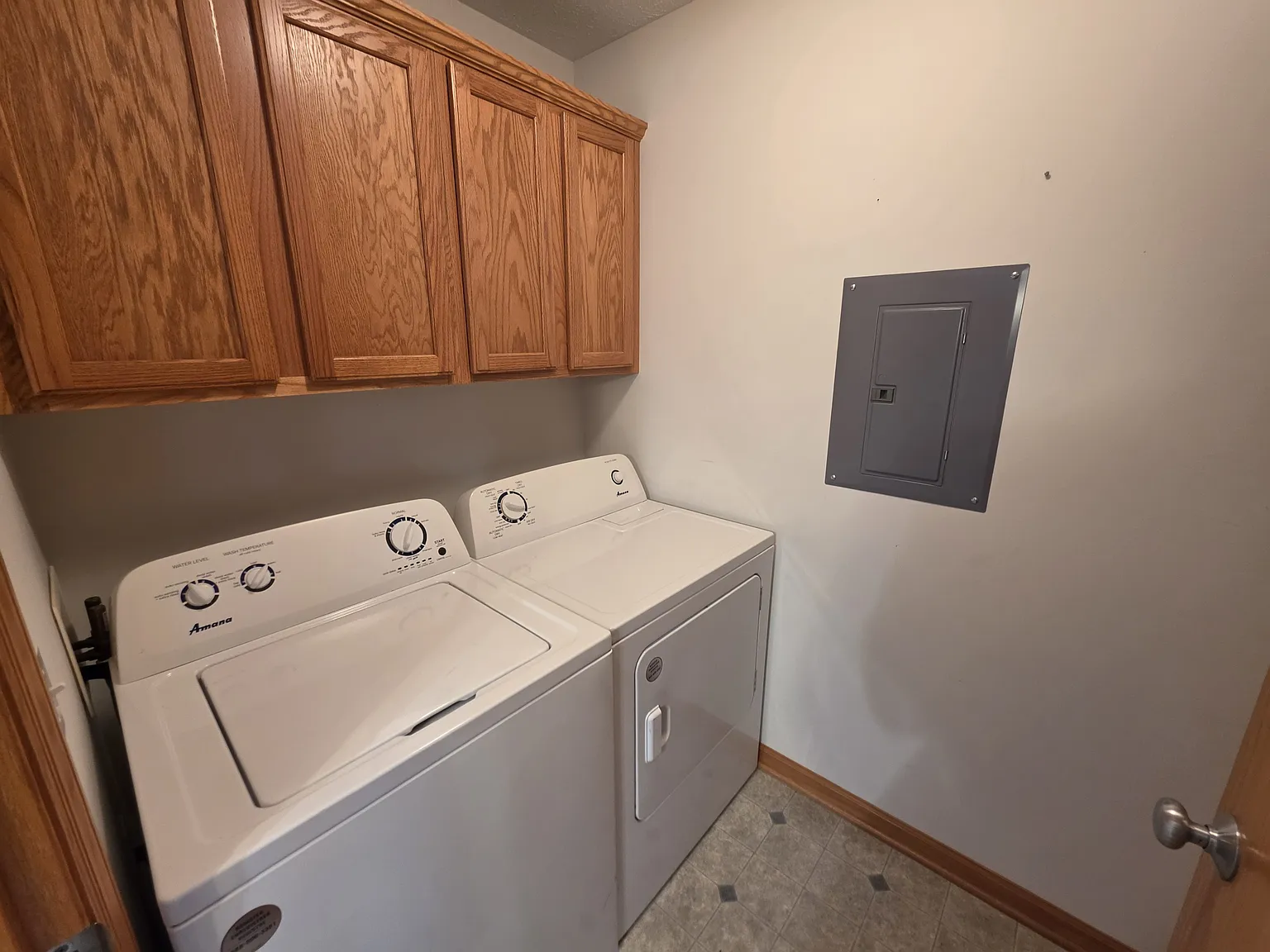 Spacious 2 Bedroom, 2 Bathroom Condominium in Holland — Photo 4