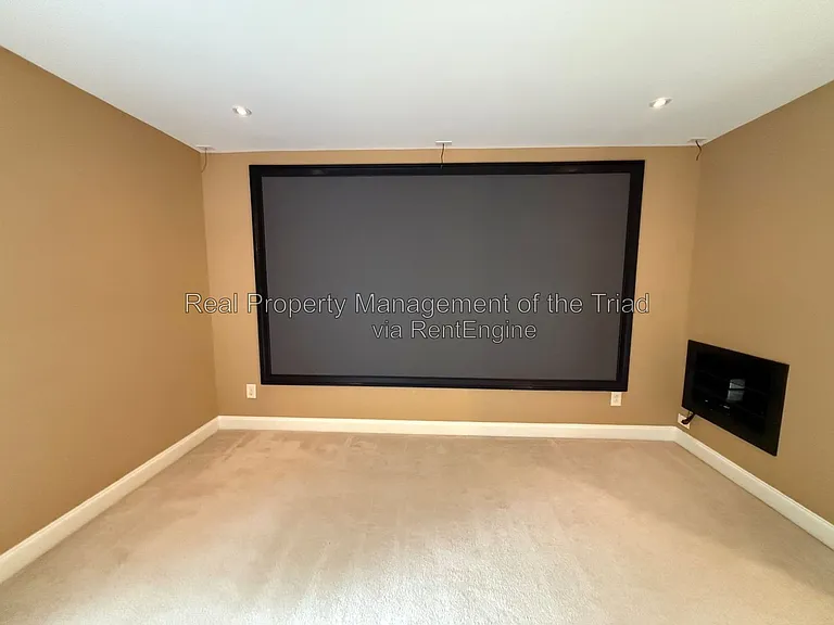 1016 Longhorn Ct — Photo 19