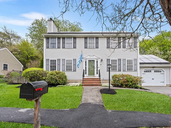 40 Station Rd, Salem, MA 01970