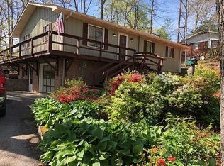 68 Galax Trl, Spruce Pine, NC 28777