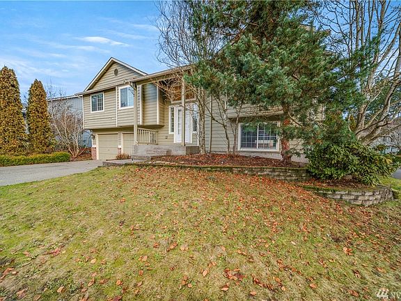 3rd image of 15319 76th Avenue Ct E