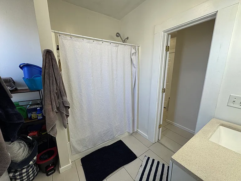 980 State St #2R — Photo 8