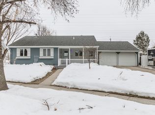 323 Cedar Ln, West Fargo, ND 58078