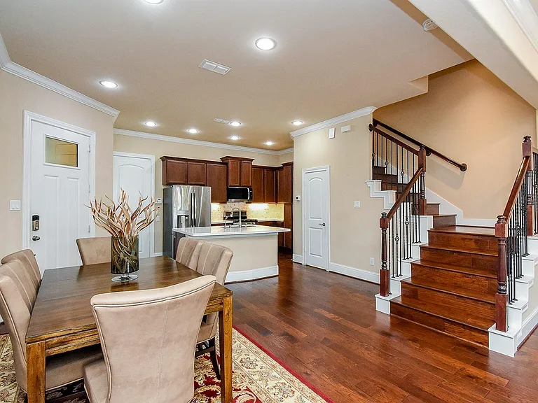 8413 Water Oak Pass Dr — Photo 5