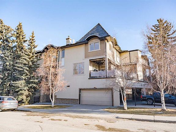 3rd image of 3704 W 15a St SW #101