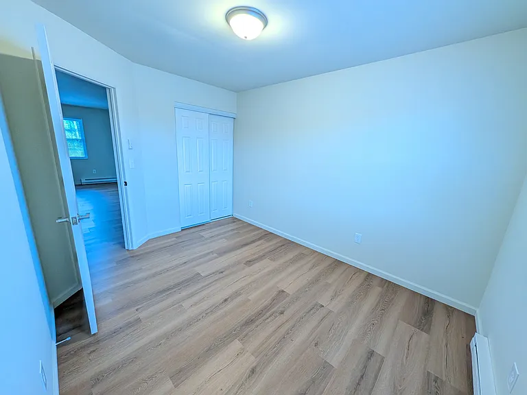 429 N Wolf Creek St #12 — Photo 11