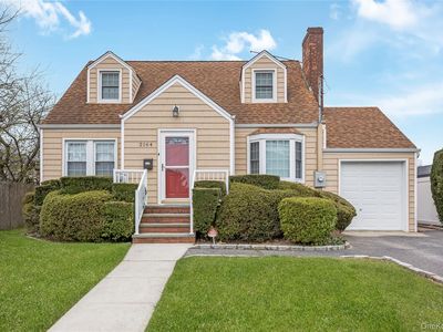 2164 Willow Street, Wantagh, NY, 11793