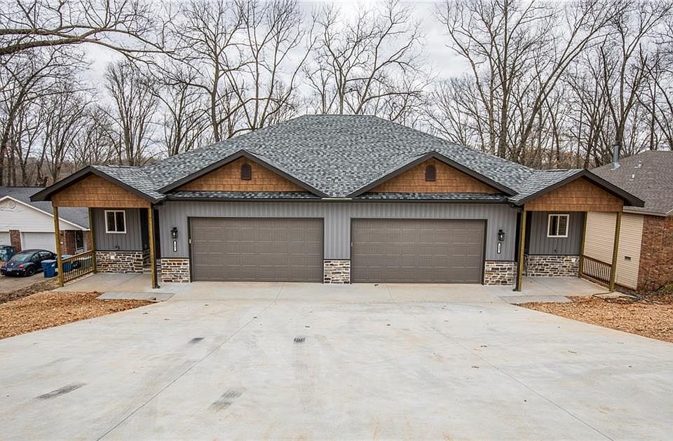 1st image of 34 Holly Dr