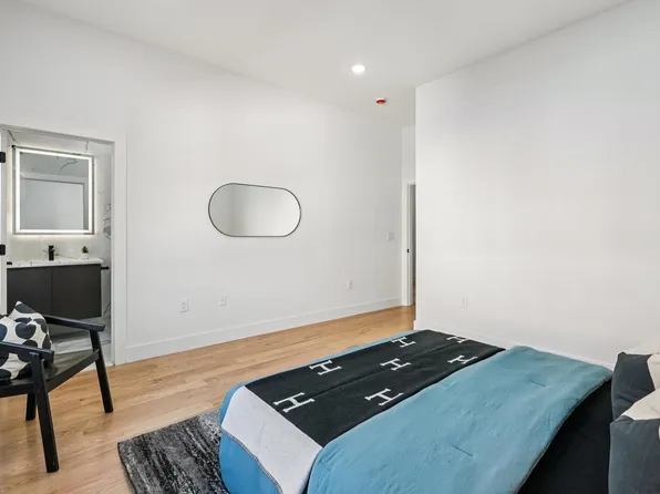 78 Beacon Avenue image 15 of 43