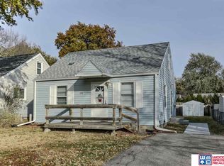 358 S 40th St, Lincoln, NE 68510