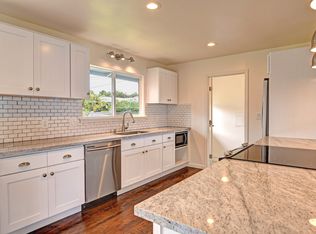 1403 Mailani St, Hilo, HI 96720