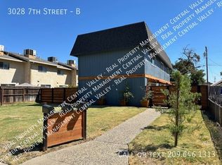 3028 7th St APT B, Ceres, CA 95307