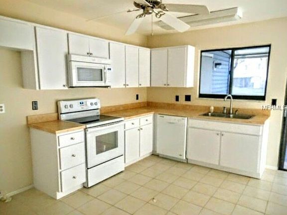 3rd image of 12626 Castle Hill Dr