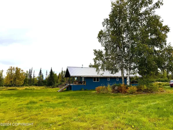 19264 S Bonita Loop, Trapper Creek, AK 99683