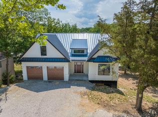 280 Woodland Heights Dr, Sunrise Beach, MO 65079