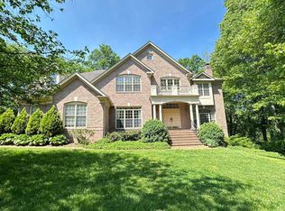 1354 Lewinsville Mews Ct, Mc Lean, VA 22102