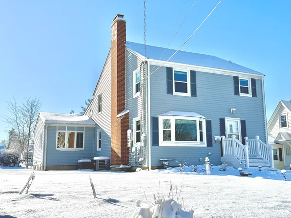 99 Robbins Drive, Wethersfield, CT 06109