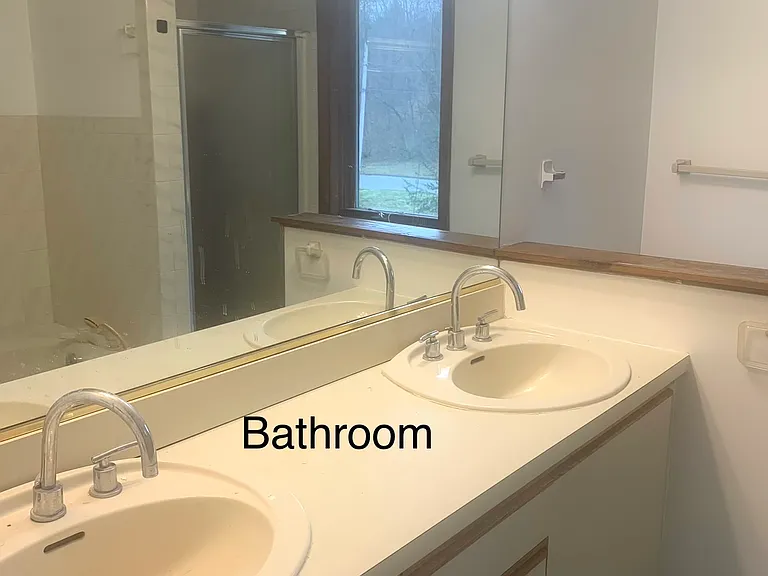 622 Cedar Grv #1 — Photo 11
