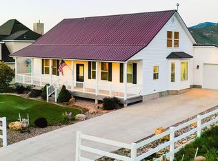 395 S Lloyd Canyon Dr, Pine Valley, UT 84781